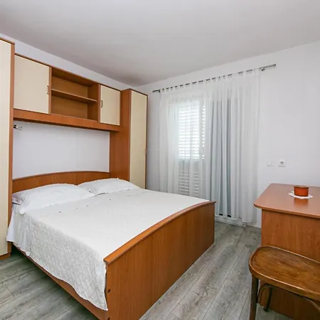 With Parking Space Brela, Makarska - 20223 *